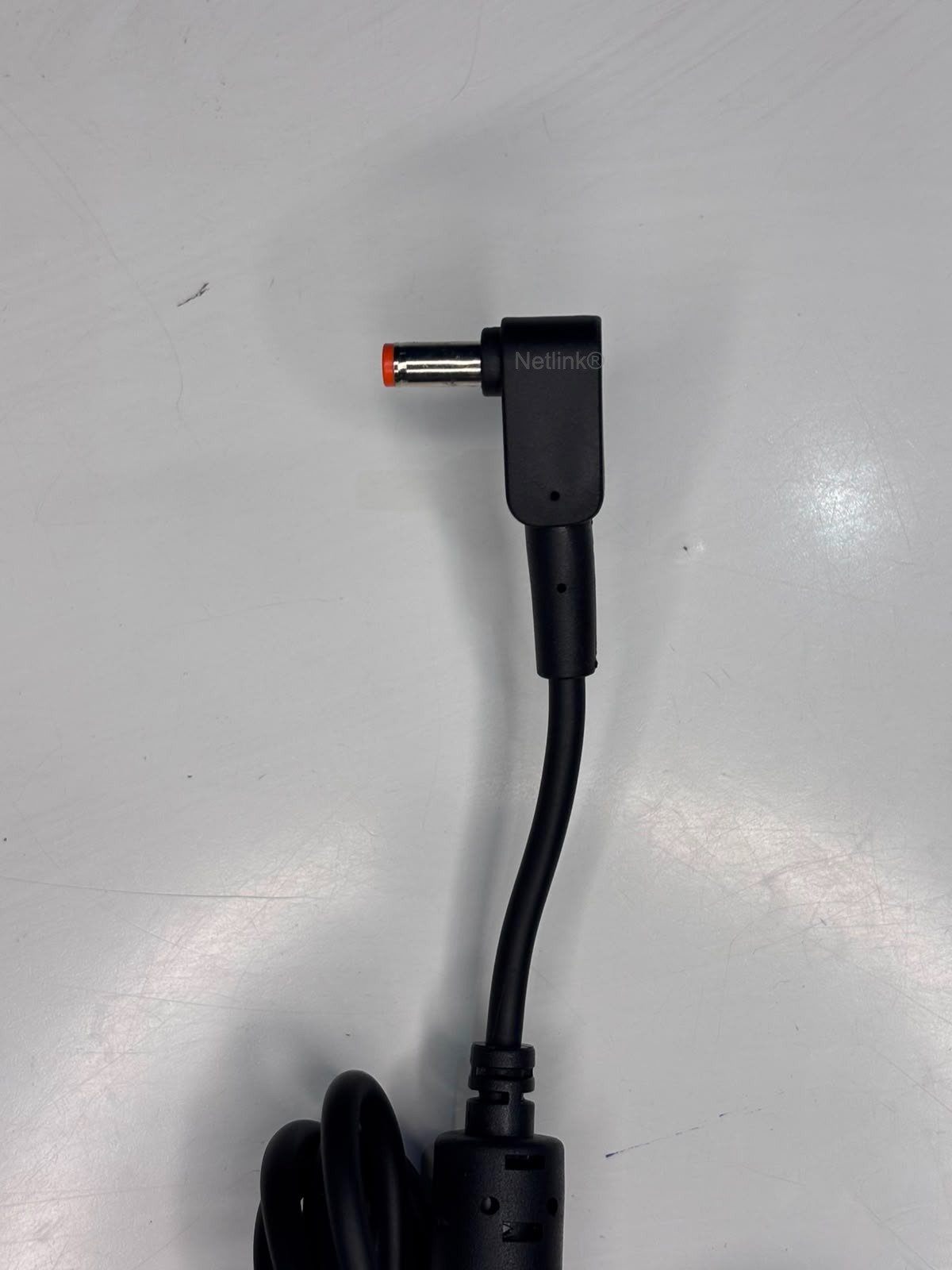 HP OW135F13 Ap13501004 AC ADAPTER LAPTOP 19V 7.1A, 5.5/2.5MM